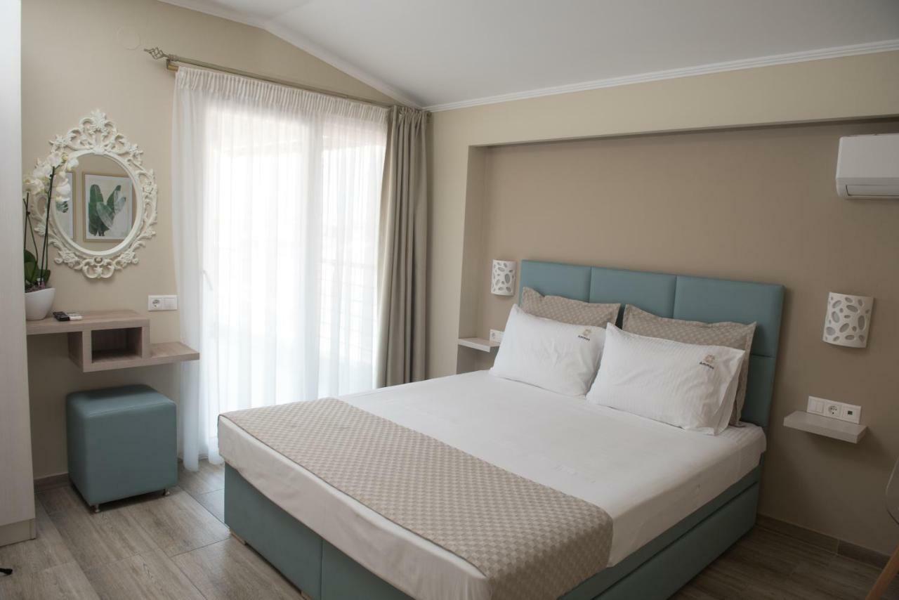 Olympiakí Aktí Ammos Beach Seaside Luxury Suites Hotel מראה חיצוני תמונה